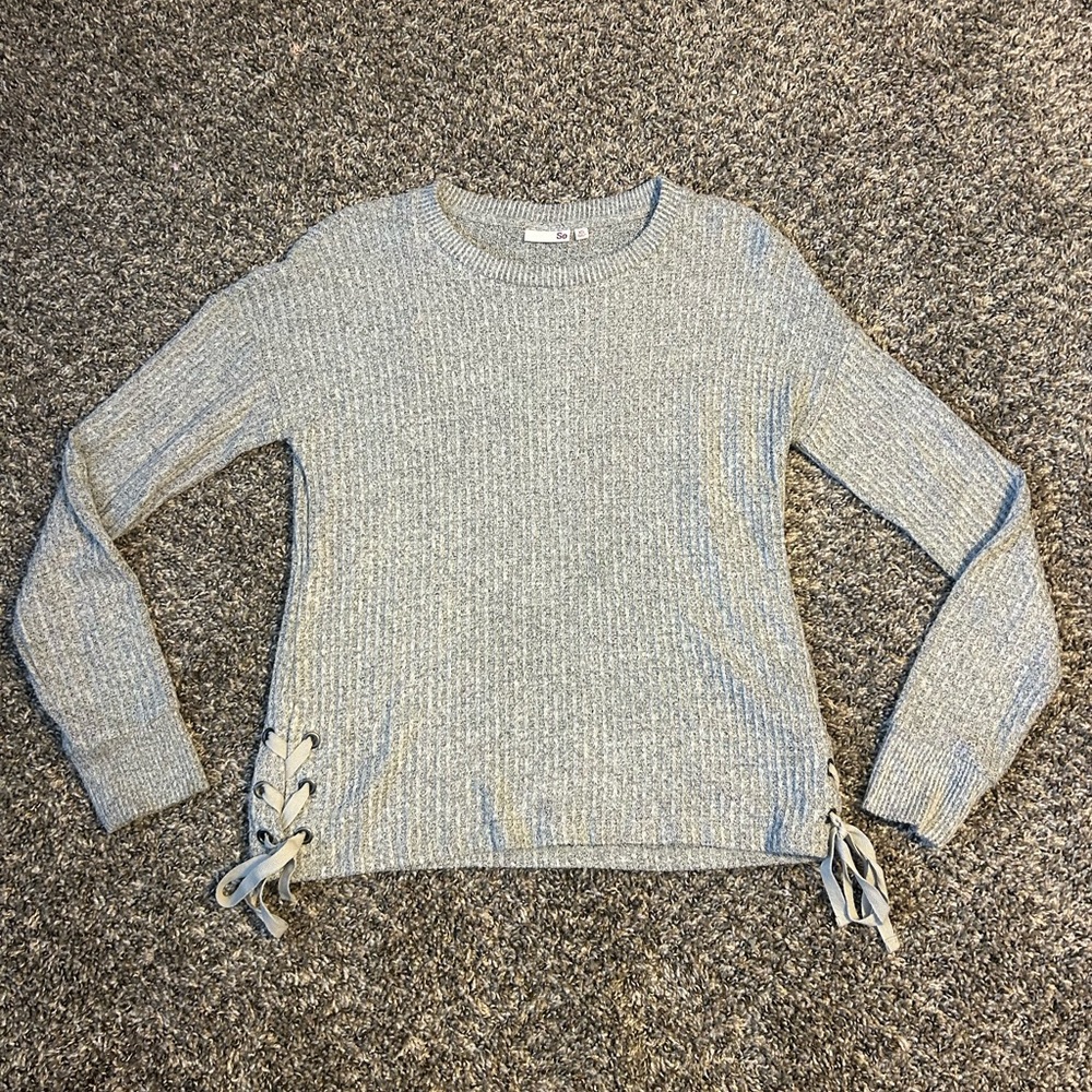 💙SO Sweater SIZE: XS